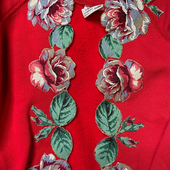 Vintage Hanes Red Christmas Rose Trim Gold Holiday Cardigan Size XL - Picture 3 of 3